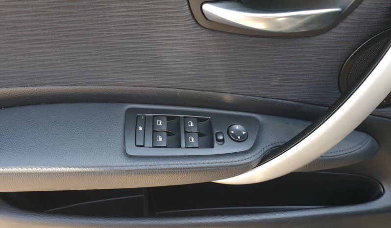 BMW Seria 1 – 118d full