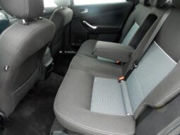 Ford Mondeo 2.0 TDCi full