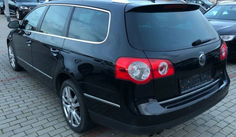 Volkswagen Passat full