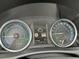 Toyota Auris 1.8 Hybrid full